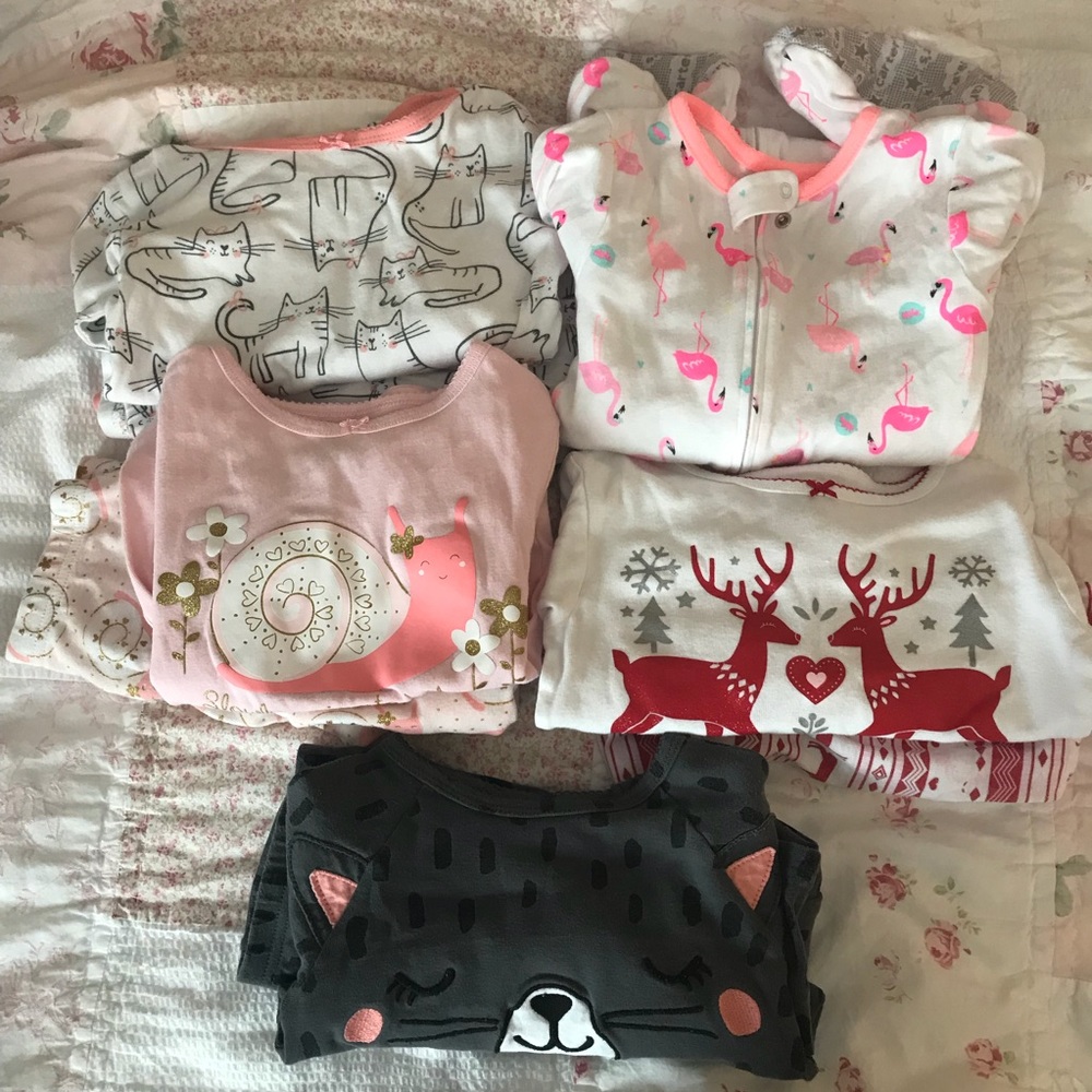 5 Carters Girls Pajama Sets (Size 5t)